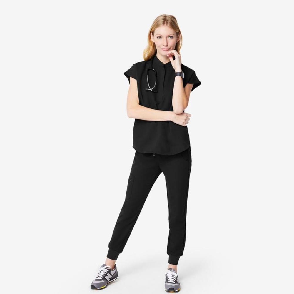 Zamora Figs Scrub Pants